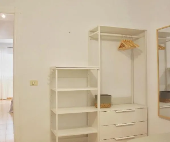 Pool In Cristianos, Excellent Location Los Cristianos (Tenerife)