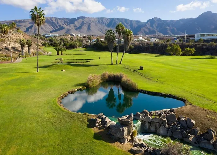 Apartment Pool In Cristianos, Excellent Location